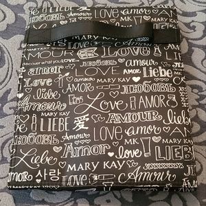 Brand New Mary Kay hanging Makeup Travel bag